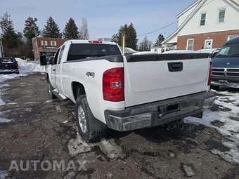 2011 Chevrolet Silverado 3500HD LT Extended Cab Long Bed 1LT w/Rear Doors - miniatura 2