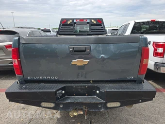 2011 Chevrolet Silverado 3500HD LTZ Crew Cab Long Bed 1LZ - miniatura 5