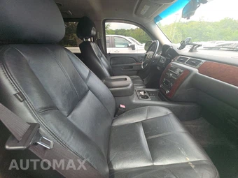 2011 Chevrolet Suburban 1500 LT 1LT - miniatura 8