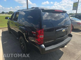 2011 Chevrolet Suburban 1500 LT 1LT - miniatura 2
