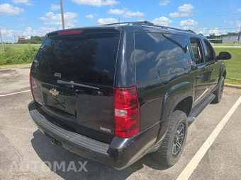 2011 Chevrolet Suburban 1500 LT 1LT - miniatura 3
