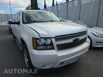 2011 Chevrolet Suburban 1500 LTZ 1LZ - miniatura 3