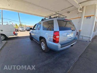 2011 Chevrolet Tahoe LS 1LS - miniatura 2