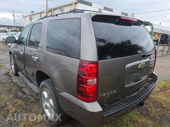 2011 Chevrolet Tahoe LT 1LT – miniatura 2