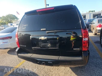 2011 Chevrolet Tahoe LT 1LT – miniatura 5