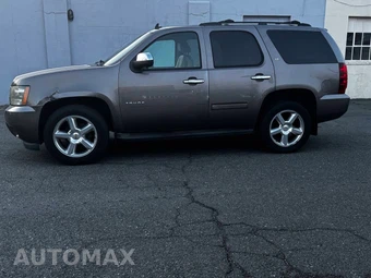 2011 Chevrolet Tahoe LT 1LT - miniatura 3