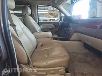 2011 Chevrolet Tahoe LT 1LT – miniatura 8