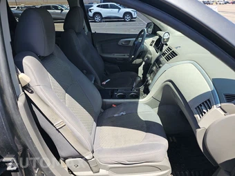2011 Chevrolet Traverse LS 1LS – miniatura 8