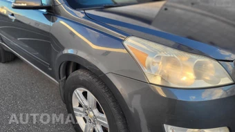 2011 Chevrolet Traverse LT 1LT - miniatura 2