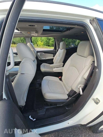 2011 Chevrolet Traverse LTZ 1LZ - miniatura 10