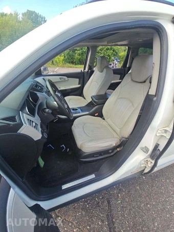 2011 Chevrolet Traverse LTZ 1LZ - miniatura 3