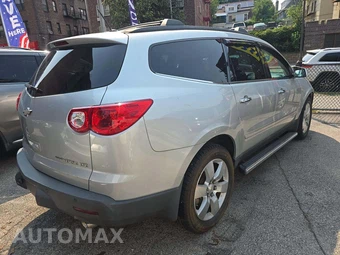 2011 Chevrolet Traverse LTZ 1LZ - miniatura 3