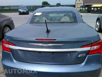 2011 Chrysler 200 Limited – miniatura 7