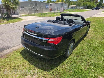 2011 Chrysler 200 Limited Convertible – miniatura 27
