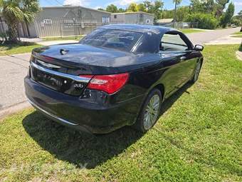 2011 Chrysler 200 Limited Convertible – miniatura 3