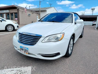 2011 Chrysler 200 Touring Convertible - samochód z USA z aukcji Manheim, oferta Kup Teraz w AUTOMAX