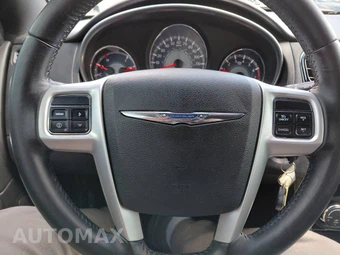 2011 Chrysler 200 Touring Convertible - miniatura 18