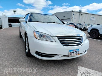 2011 Chrysler 200 Touring Convertible - miniatura 2