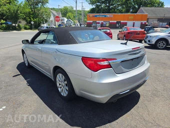 2011 Chrysler 200 Touring Convertible – miniatura 2