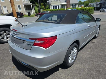 2011 Chrysler 200 Touring Convertible – miniatura 3
