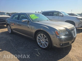 2011 Chrysler 300C - miniatura 3