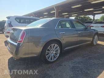 2011 Chrysler 300C - miniatura 4