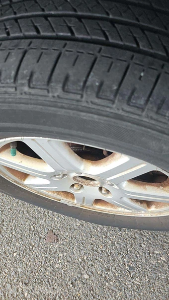 2011 Chrysler Town & Country Touring 121.2" WB - miniatura 33