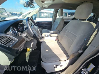 2011 Chrysler Town & Country Touring 121.2" WB - miniatura 13