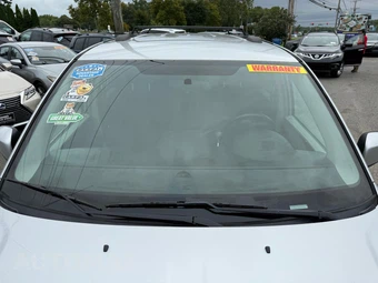 2011 Chrysler Town & Country Touring 121.2" WB - miniatura 11