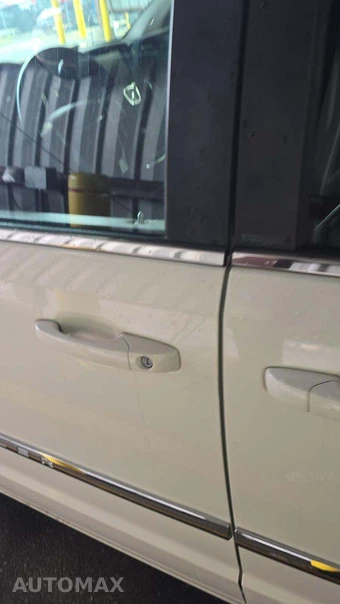 2011 Chrysler Town & Country Touring L 121.2" WB - miniatura 37