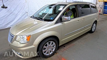 2011 Chrysler Town & Country Touring L 121.2" WB