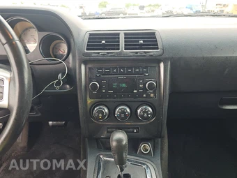 2011 Dodge Challenger – miniatura 11
