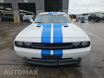 2011 Dodge Challenger – miniatura 2