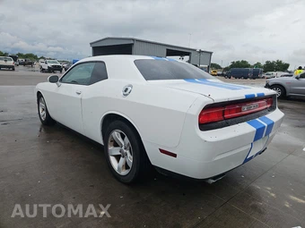 2011 Dodge Challenger – miniatura 6