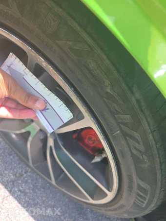 2011 Dodge Challenger SRT8 – miniatura 21