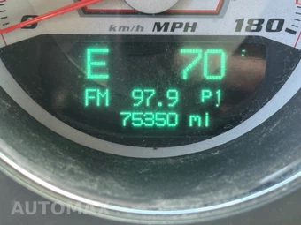 2011 Dodge Challenger SRT8 - miniatura 11