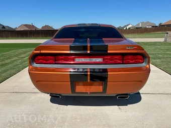 2011 Dodge Challenger SRT8 - miniatura 6