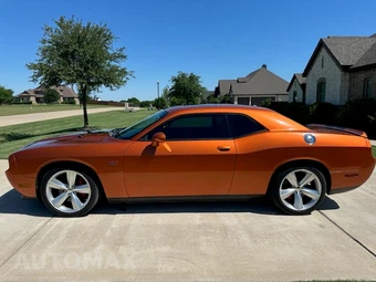 2011 Dodge Challenger SRT8 - miniatura 8