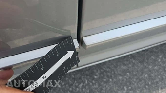 2011 Dodge Grand Caravan Crew Minivan 121.2" WB – miniatura 24