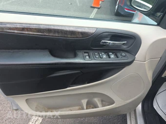 2011 Dodge Grand Caravan Crew Minivan 121.2" WB – miniatura 9