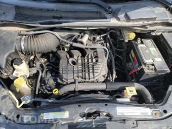 2011 Dodge Grand Caravan Crew Minivan 121.2" WB – miniatura 16