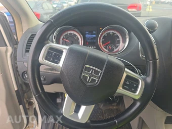 2011 Dodge Grand Caravan Crew Minivan 121.2" WB – miniatura 10