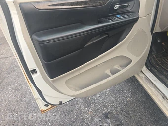 2011 Dodge Grand Caravan Crew Minivan 121.2" WB – miniatura 9