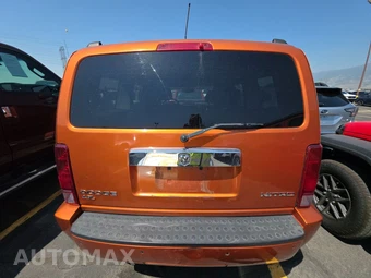2011 Dodge Nitro Detonator - miniatura 5