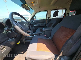2011 Dodge Nitro Detonator - miniatura 7