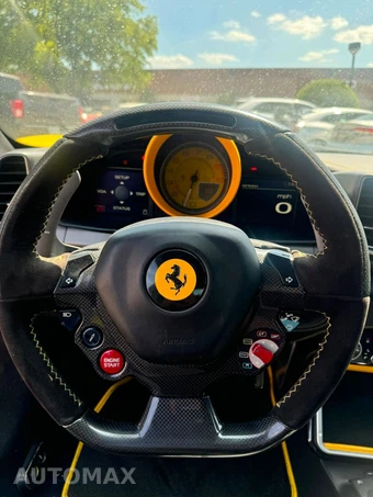 2011 Ferrari 458 Italia - miniatura 10