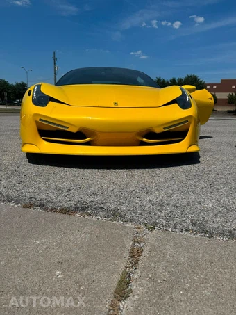 2011 Ferrari 458 Italia - miniatura 2