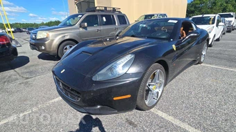 2011 Ferrari California - miniatura 4