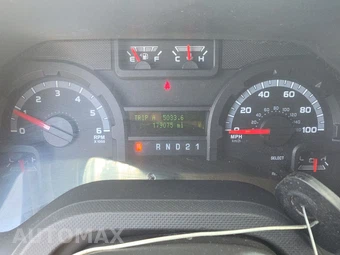 2011 Ford E-250 Commercial Cargo Van 138.0" WB – miniatura 12