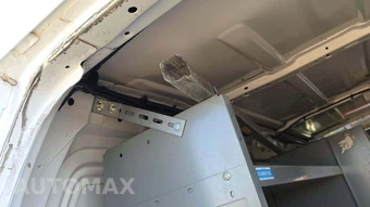 2011 Ford E-250 Commercial Cargo Van 138.0" WB – miniatura 36